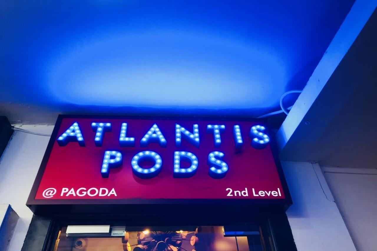 Отель Atlantis Pods @ Chinatown Сингапур Экстерьер фото
